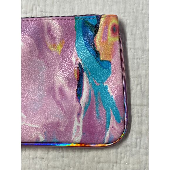 Cute Ipsy Glam Bag – Summer- July 2025 Makeup Bag – Abstract Watercolor Design - Picture 3 of 7